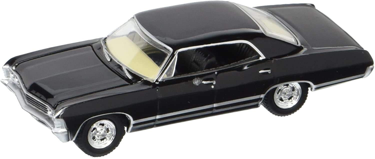 Greenlight Hollywood 44692-W Supernatural 1967 Impala Sedan 1:64